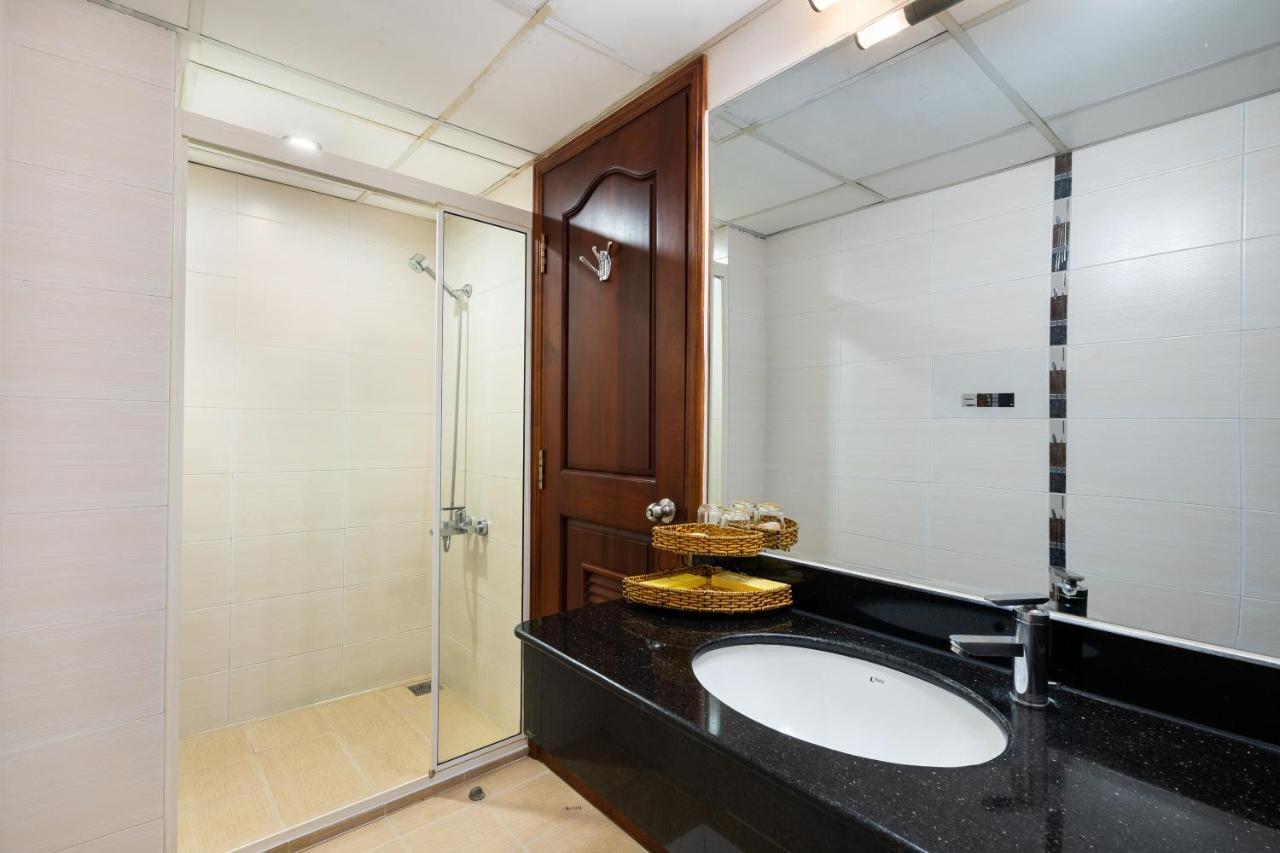 Lucasta Saigon Hotel ホーチミン市 エクステリア 写真